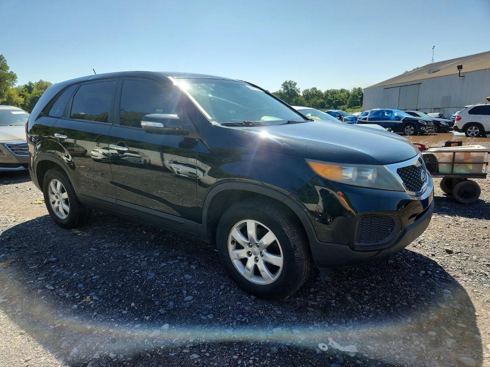 Photo 4 from auction – 2012 KIA SORENTO with VIN 5XYKT4A19CG215728