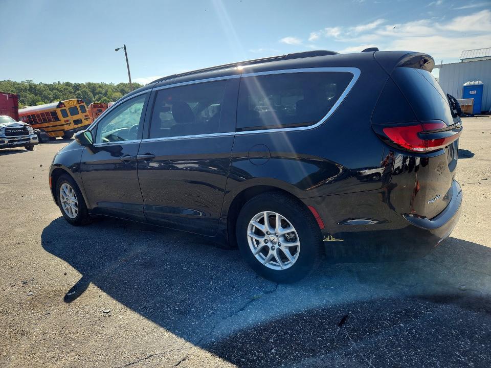 Photo 2 from auction – 2022 CHRYSLER PACIFICA with VIN 2C4RC1BG1NR218217