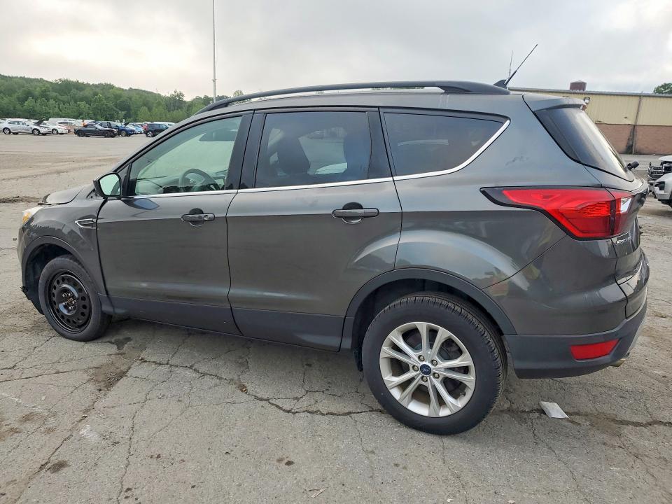 Photo 2 from auction – 2019 FORD ESCAPE with VIN 1FMCU9HDXKUA84560