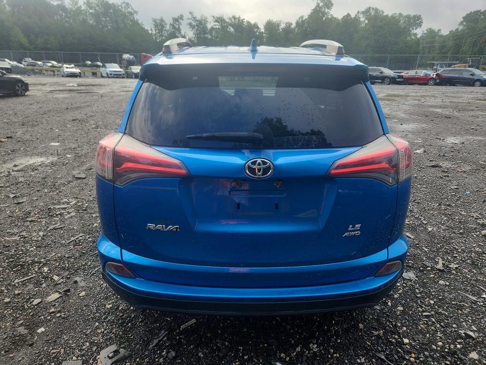 Photo 6 from auction – 2017 TOYOTA RAV4 with VIN JTMBFREV9HJ709435