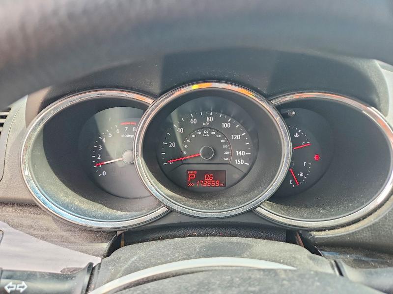 Photo 9 from auction – 2012 KIA SORENTO with VIN 5XYKTCA64CG278287