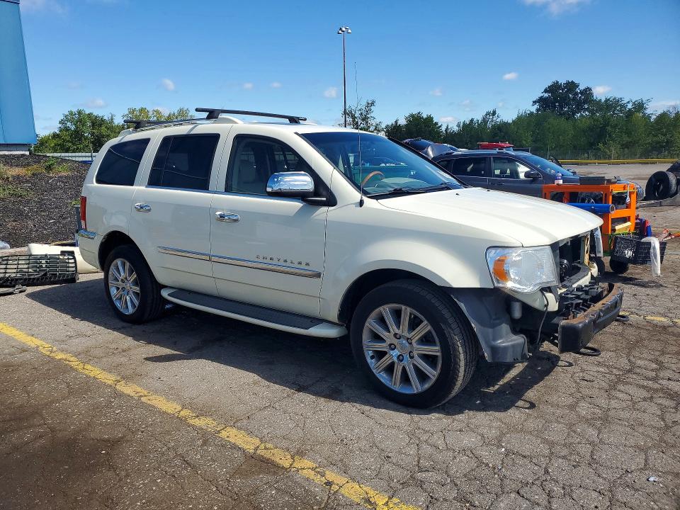 Photo 4 from auction – 2008 CHRYSLER ASPEN with VIN 1A8HW582X8F129546