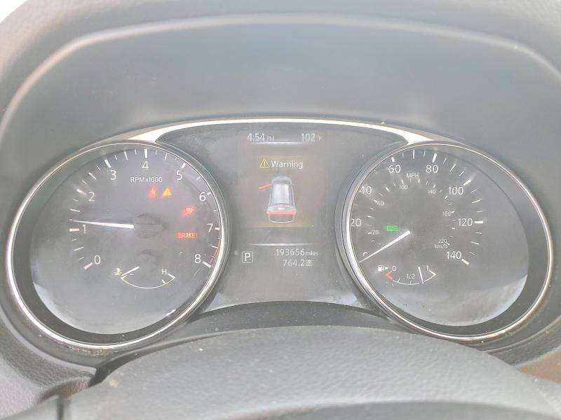 Photo 9 from auction – 2016 NISSAN ROGUE with VIN 5N1AT2MT2GC786772