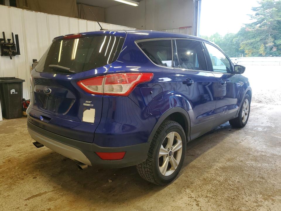 Photo 3 from auction – 2016 FORD ESCAPE with VIN 1FMCU9G90GUA57405