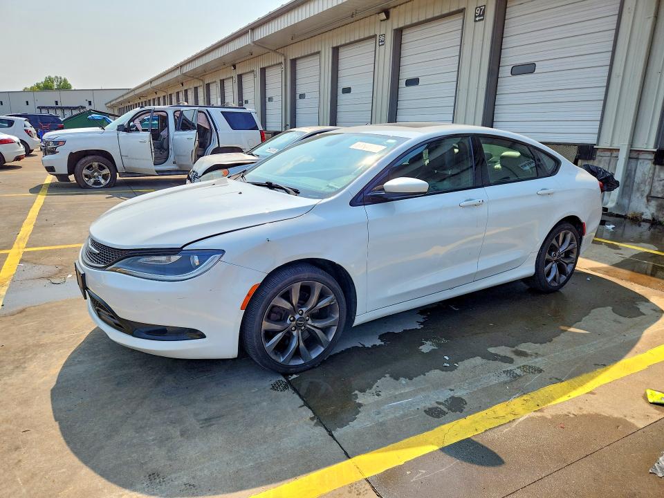 CHRYSLER 200 2016 with VIN 1C3CCCBB4GN161618 - Photo from auction