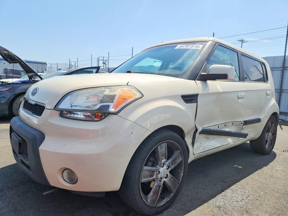 KIA SOUL 2010 with VIN KNDJT2A28A7049589 - Photo from auction