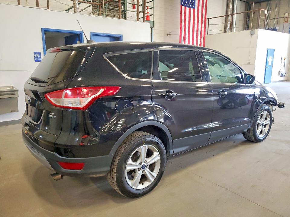 Zdjęcie 3 z aukcji – 2016 FORD ESCAPE z VIN 1FMCU9GX4GUC80013