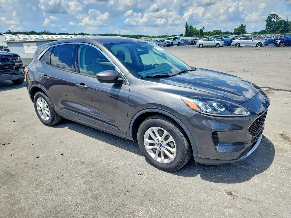 Photo 4 from auction – 2020 FORD ESCAPE with VIN 1FMCU0G62LUC34502