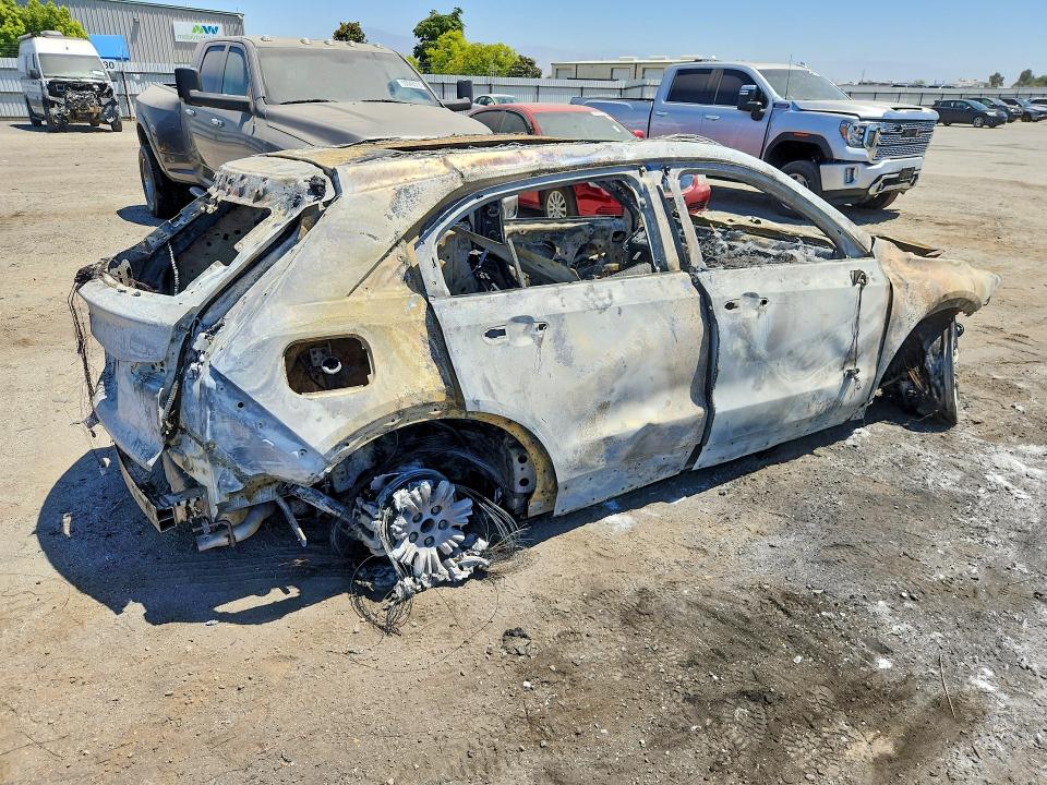 Photo 3 from auction – 2024 CADILLAC XT4 with VIN 1GYFZCR46RF187918