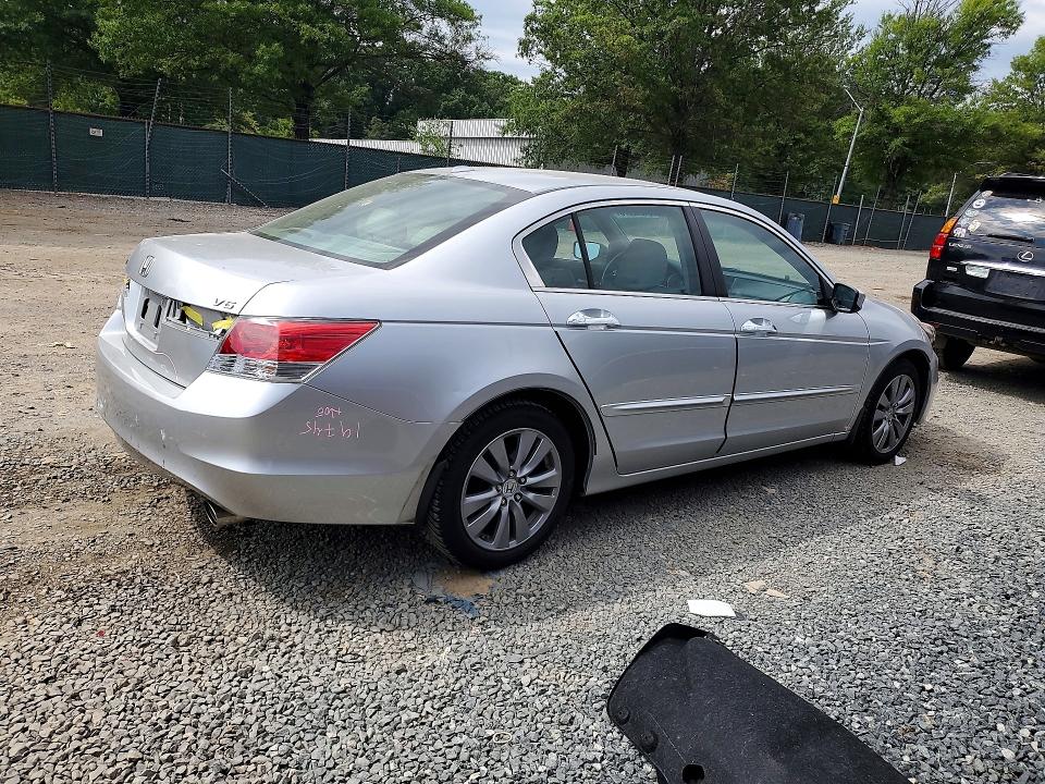 Photo 3 from auction – 2011 HONDA ACCORD with VIN 1HGCP3F80BA020609