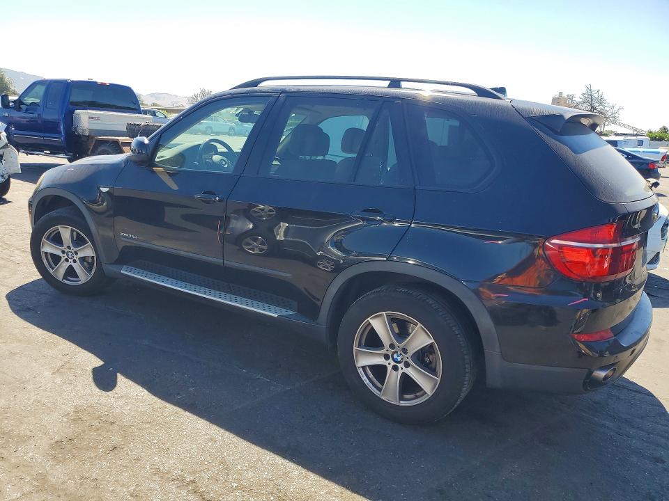 Photo 2 from auction – 2012 BMW X5 with VIN 5UXZW0C55CL669878