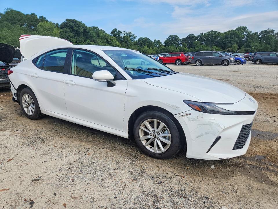 Photo 4 from auction – 2026 TOYOTA CAMRY with VIN 4T1DAACK7TU701032