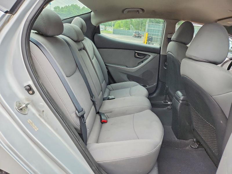 Photo 10 from auction – 2011 HYUNDAI ELANTRA with VIN 5NPDH4AE8BH007280
