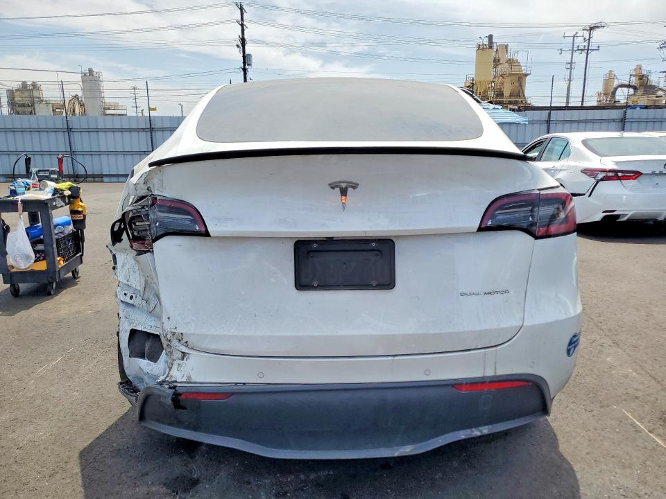 Photo 6 from auction – 2021 TESLA MODEL Y with VIN 5YJYGDEE8MF219225
