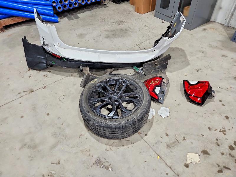 Photo 13 from auction – 2021 GMC TERRAIN with VIN 3GKALTEV4ML392835