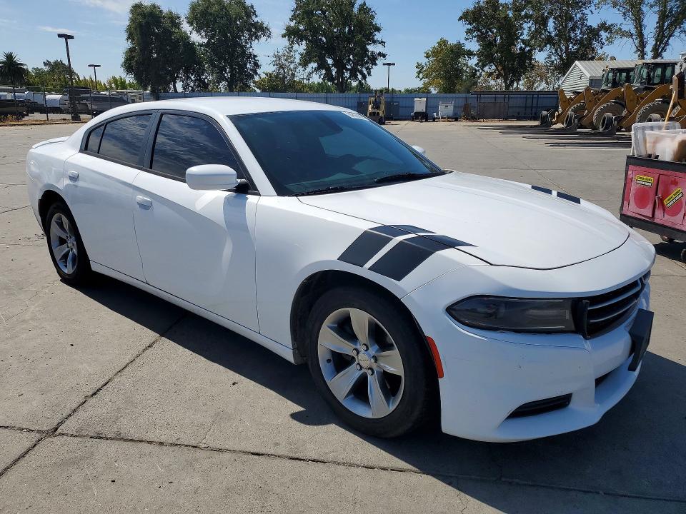 Photo 4 from auction – 2015 DODGE CHARGER with VIN 2C3CDXBG8FH897128