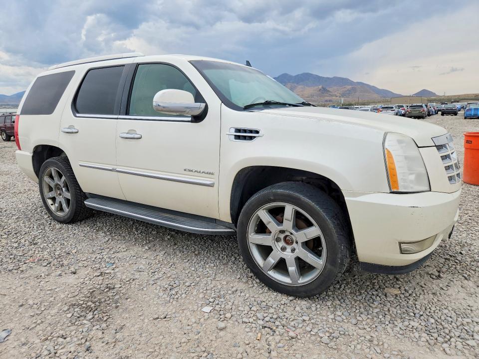 Photo 4 from auction – 2012 CADILLAC ESCALADE with VIN 1GYS4BEF3CR142861
