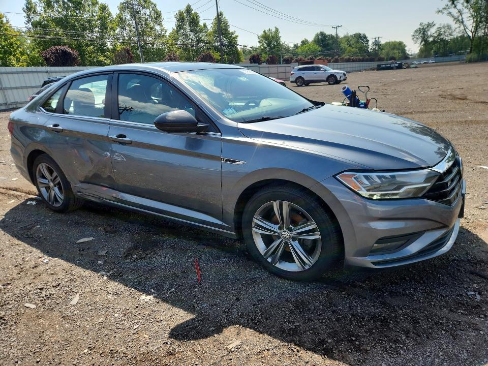 Photo 4 from auction – 2021 VOLKSWAGEN JETTA with VIN 3VWC57BU6MM006330