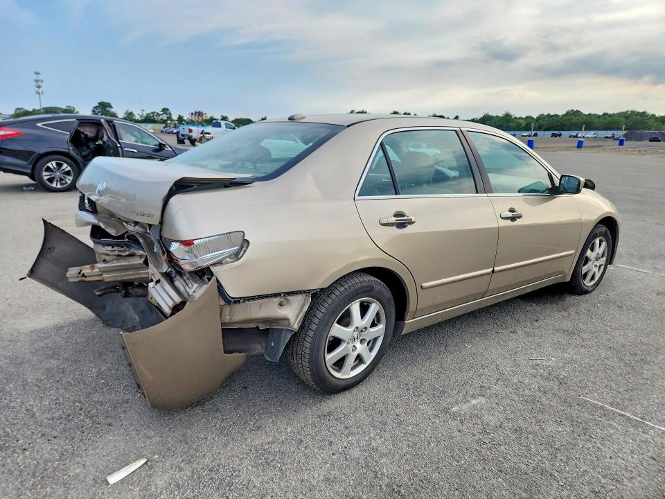 Photo 3 from auction – 2005 HONDA ACCORD with VIN 1HGCM665X5A021190