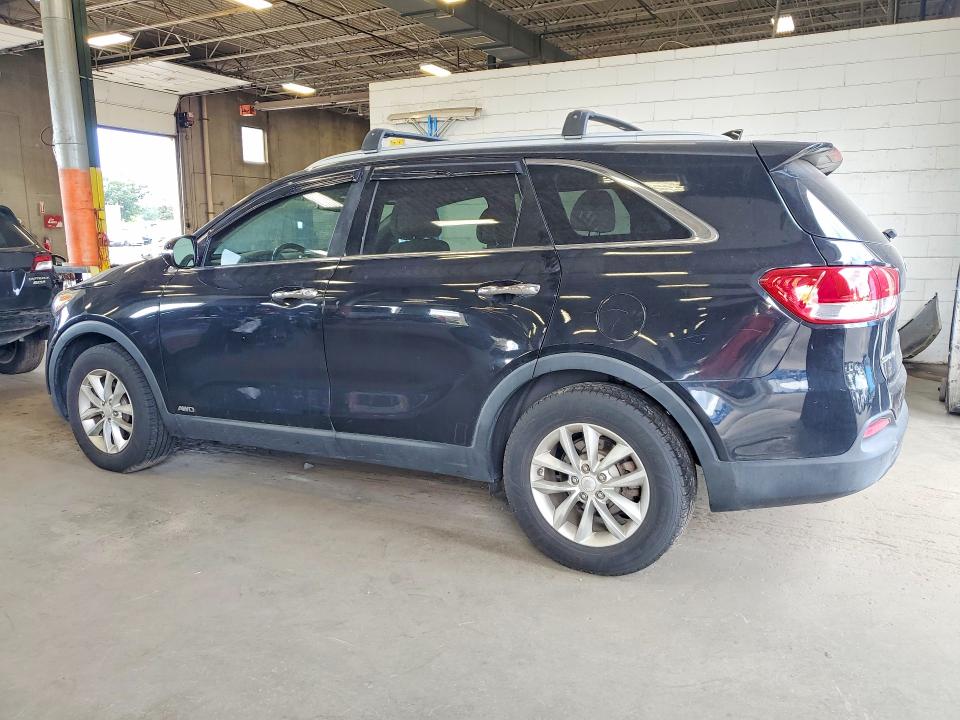 Photo 2 from auction – 2016 KIA SORENTO with VIN 5XYPGDA38GG066388