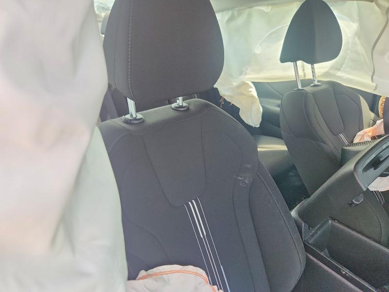 Снимка 10 от търг – 2025 HYUNDAI ELANTRA с VIN KMHLS4DG0SU950582