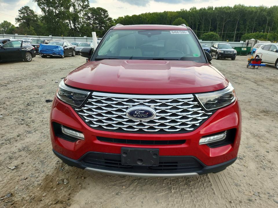 Photo 5 from auction – 2023 FORD EXPLORER with VIN 1FM5K8HC9PGA11542