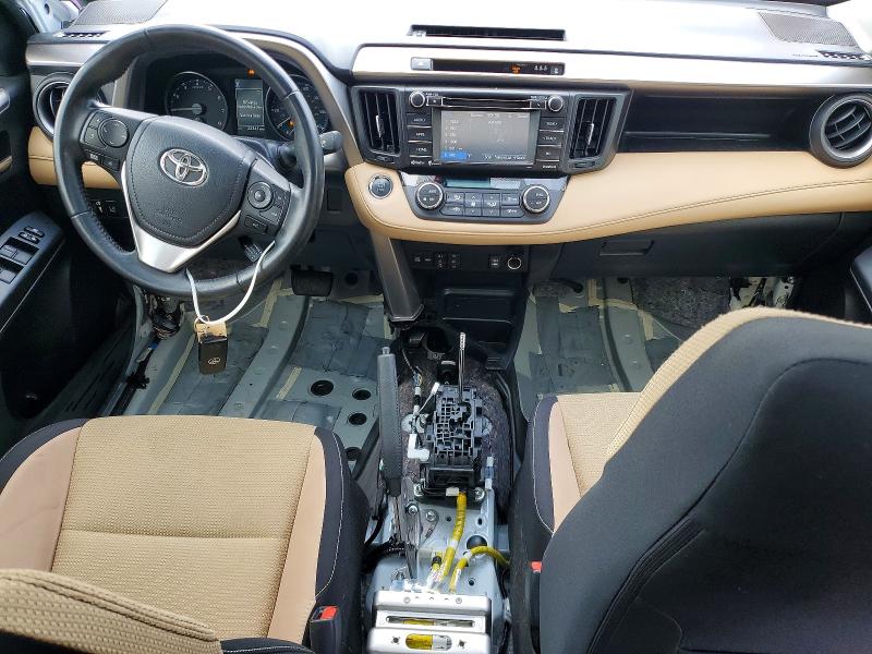 Photo 8 from auction – 2018 TOYOTA RAV4 with VIN JTMRFREV0JJ726466