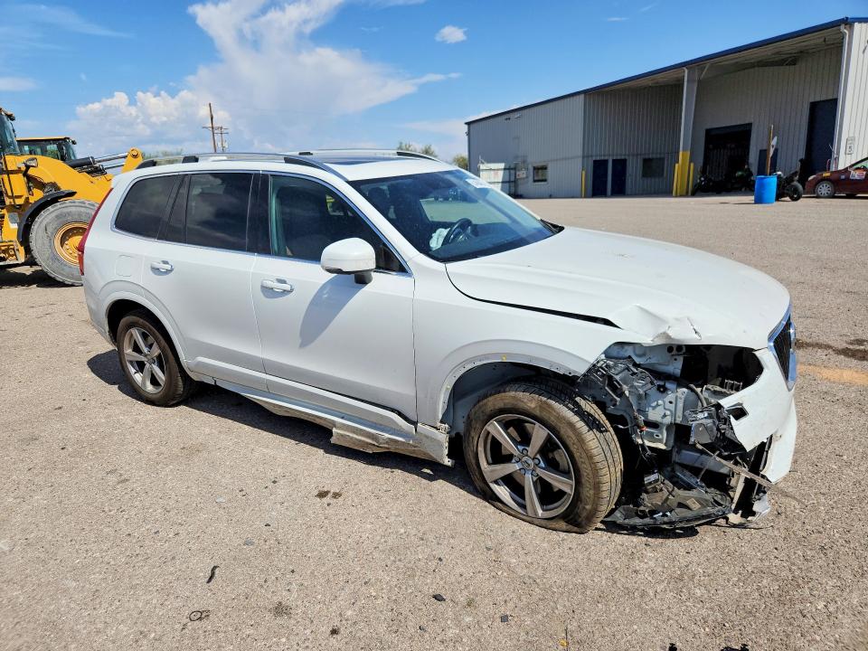 Photo 4 from auction – 2017 VOLVO XC90 with VIN YV4102KK1H1109732