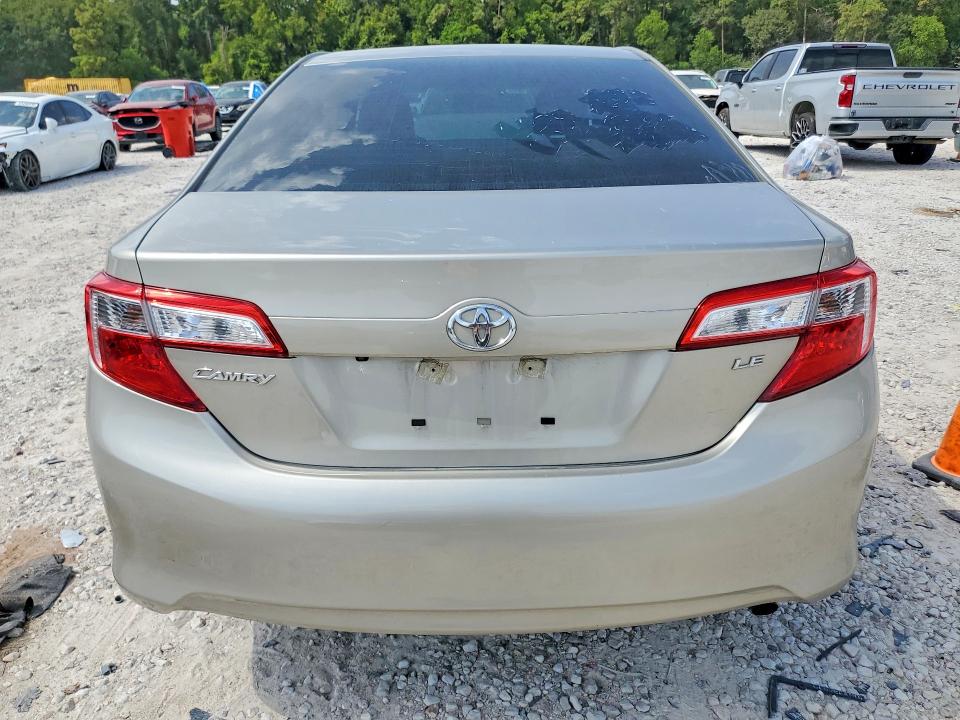 Photo 6 from auction – 2014 TOYOTA CAMRY with VIN 4T4BF1FK6ER407604