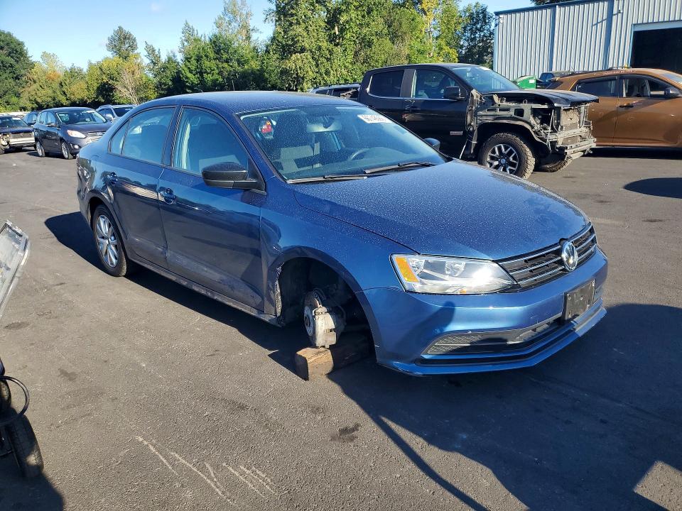 Photo 4 from auction – 2016 VOLKSWAGEN JETTA with VIN 3VW267AJ0GM296939