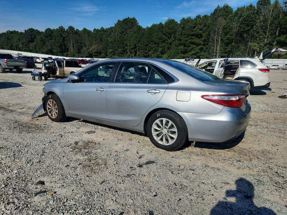 Photo 2 from auction – 2016 TOYOTA CAMRY with VIN 4T4BF1FK0GR564130