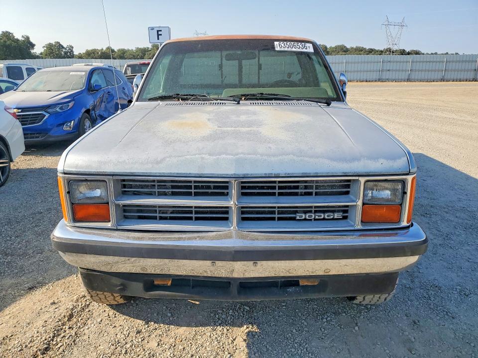 Photo 5 from auction – 1987 DODGE DAKOTA with VIN 1B7GR14M6HS473750