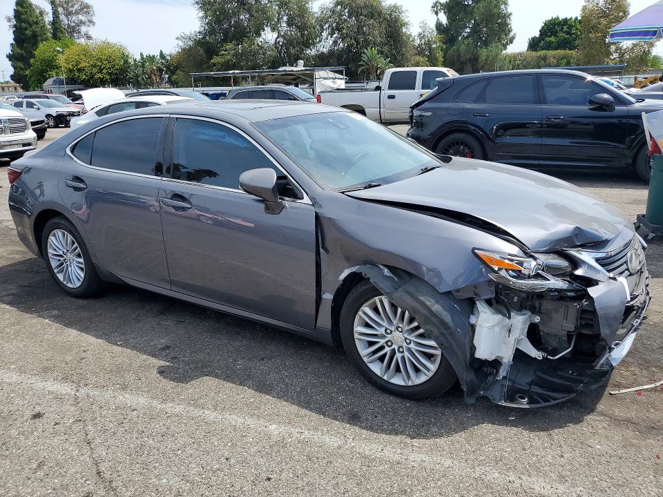 Photo 4 from auction – 2017 LEXUS ES with VIN 58ABK1GG7HU076139
