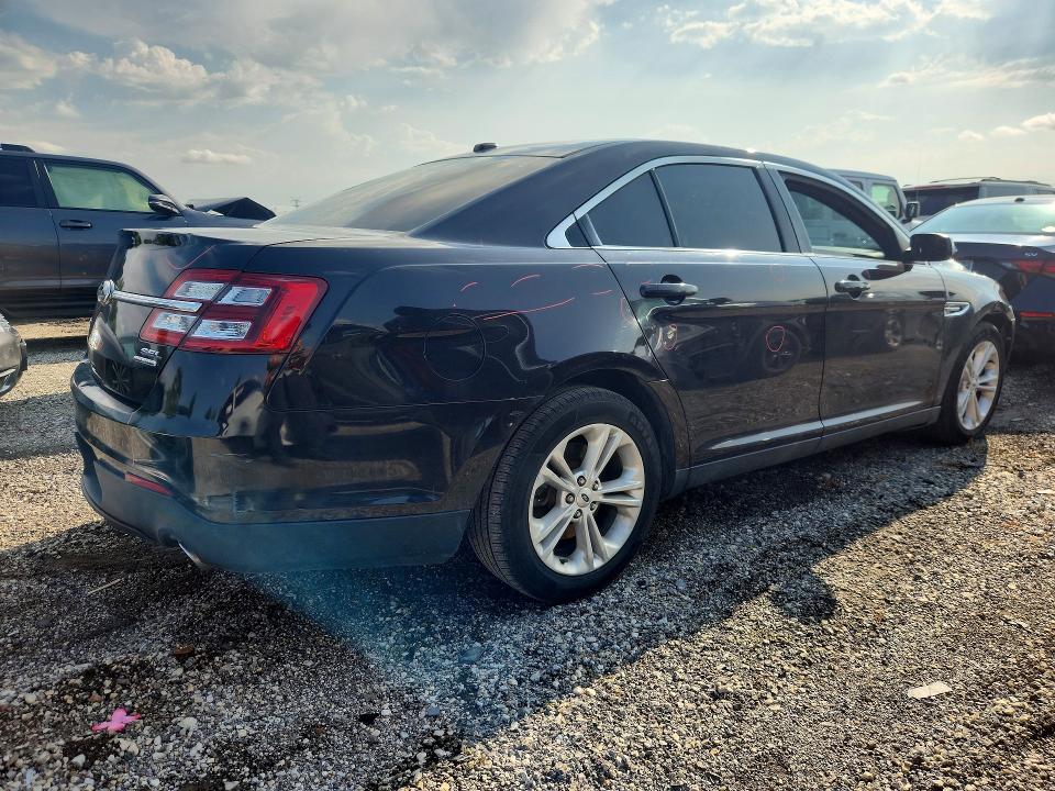 Photo 3 from auction – 2013 FORD TAURUS with VIN 1FAHP2E83DG222124