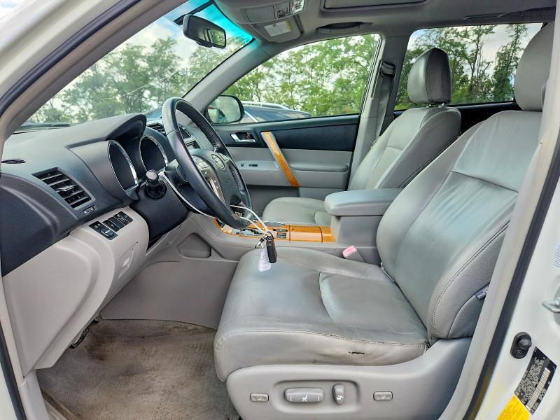 Снимка 7 от търг – 2008 TOYOTA HIGHLANDER с VIN JTEEW44A382018857