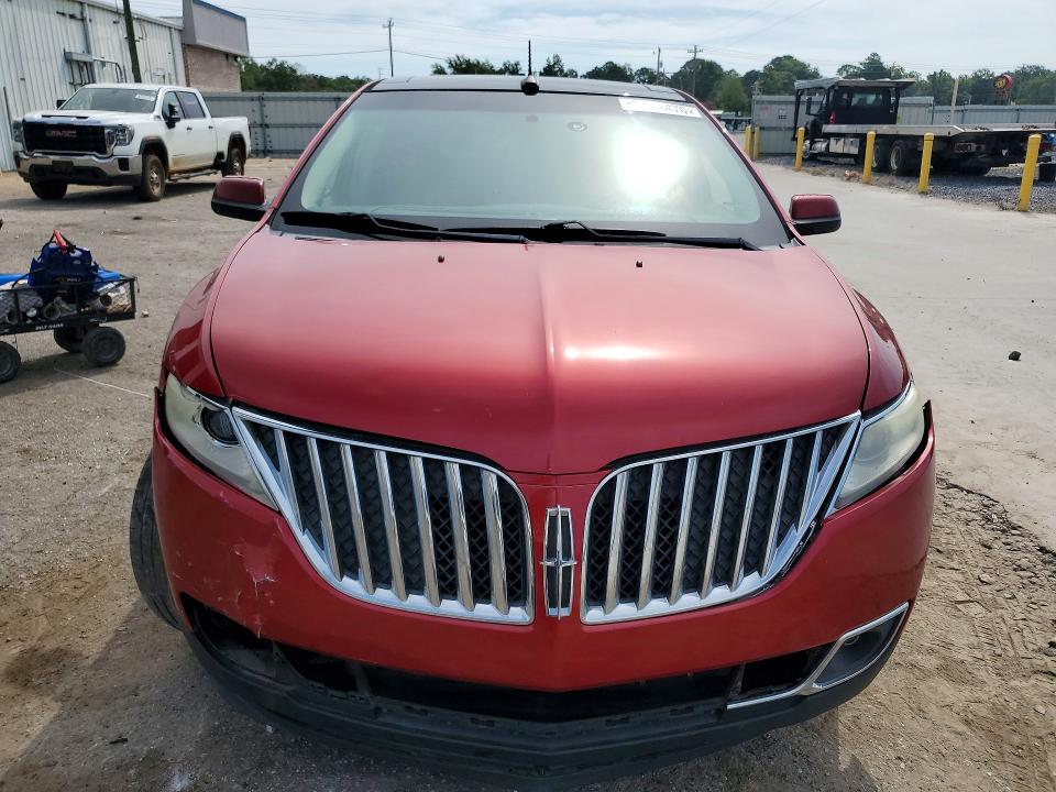 Photo 5 from auction – 2011 LINCOLN MKX with VIN 2LMDJ6JKXBBJ10010