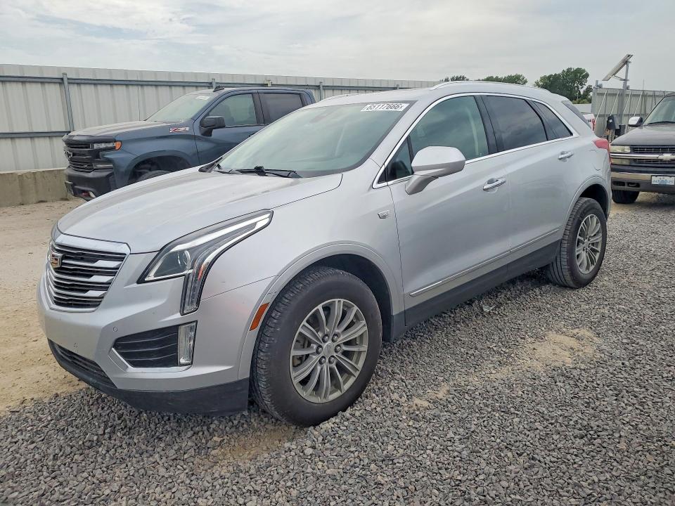 CADILLAC XT5 2017 with VIN 1GYKNBRS8HZ111536 - Photo from auction