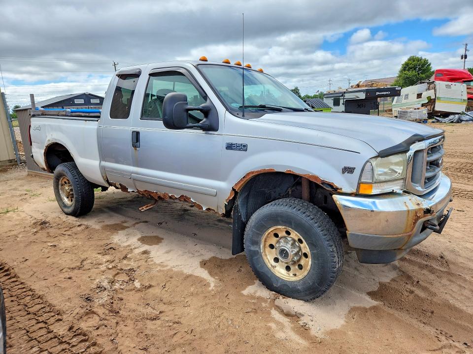 Photo 4 from auction – 2002 FORD F350 with VIN 1FTSX31S12EB63624