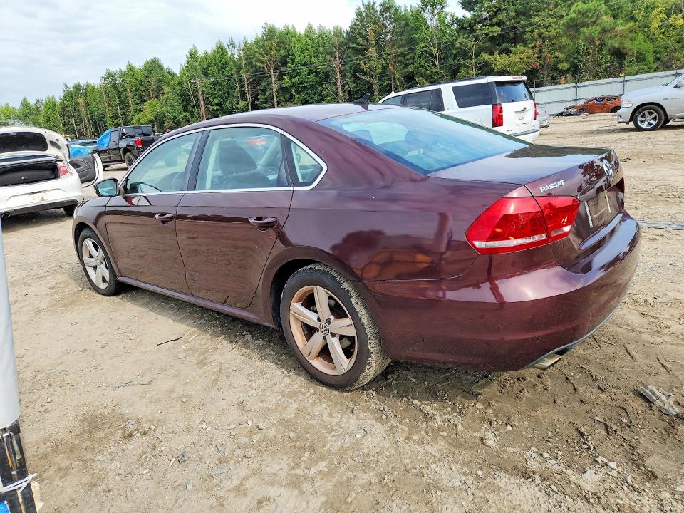 Photo 2 from auction – 2013 VOLKSWAGEN PASSAT with VIN 1VWBP7A30DC018988