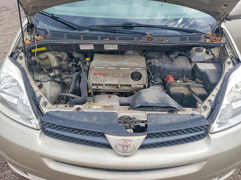 Photo 12 from auction – 2005 TOYOTA SIENNA with VIN 5TDZA22CX5S277072