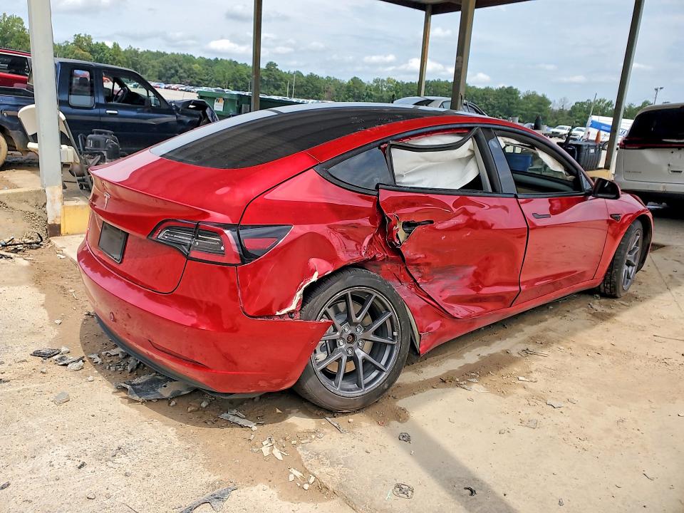Photo 3 from auction – 2022 TESLA MODEL 3 with VIN 5YJ3E1EA9NF190654