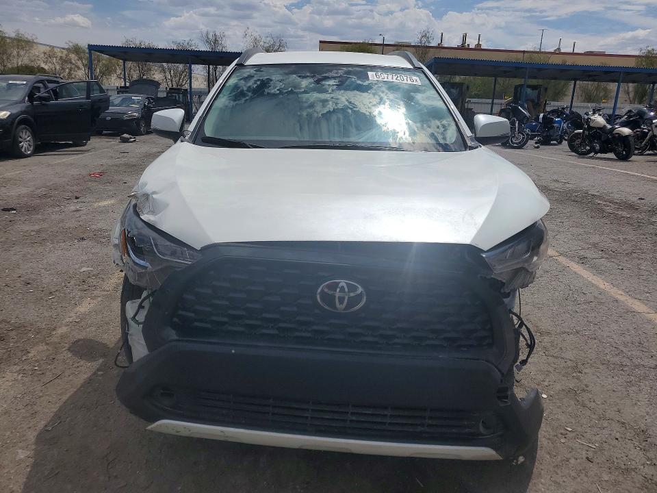 Photo 5 from auction – 2023 TOYOTA COROLLA CROSS with VIN 7MUCAAAG1PV045571