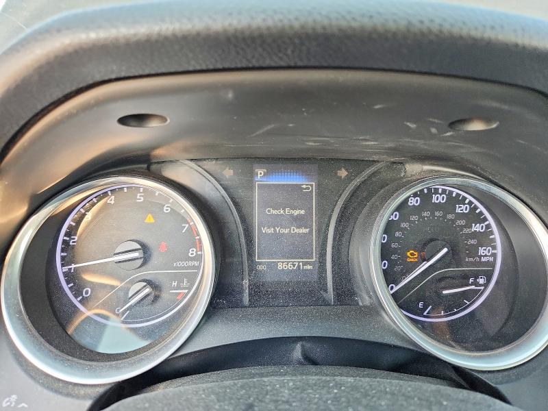 Photo 9 from auction – 2018 TOYOTA CAMRY with VIN 4T1B11HK9JU084570
