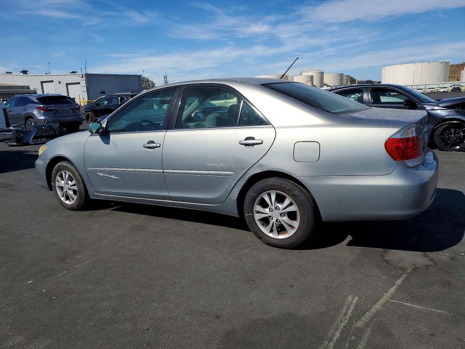 Photo 2 from auction – 2005 TOYOTA CAMRY with VIN 4T1BF32K25U603163