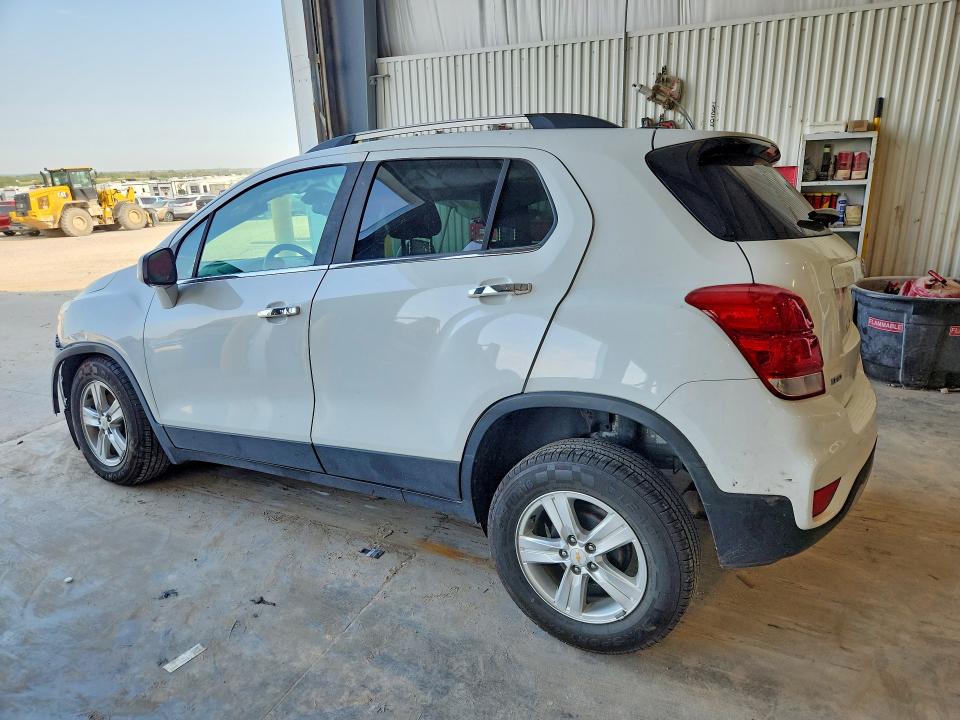 Photo 2 from auction – 2017 CHEVROLET TRAX with VIN KL7CJLSBXHB260249