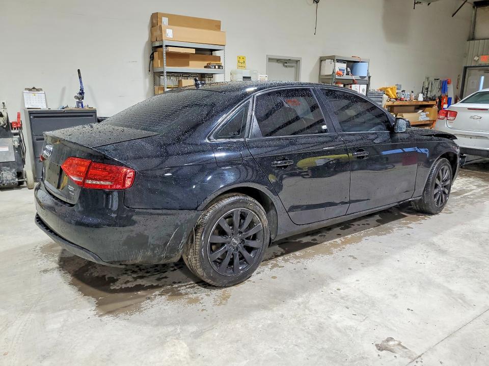 Снимка 3 от търг – 2012 AUDI A4 с VIN WAUBFAFL1CN010992
