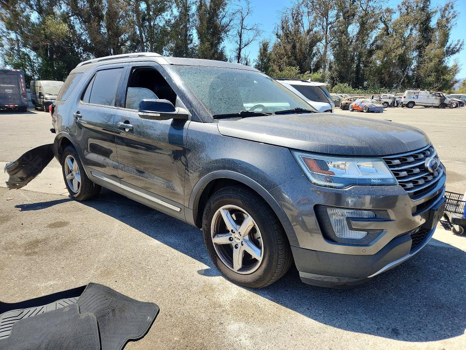 Photo 4 from auction – 2016 FORD EXPLORER with VIN 1FM5K7D83GGC04930