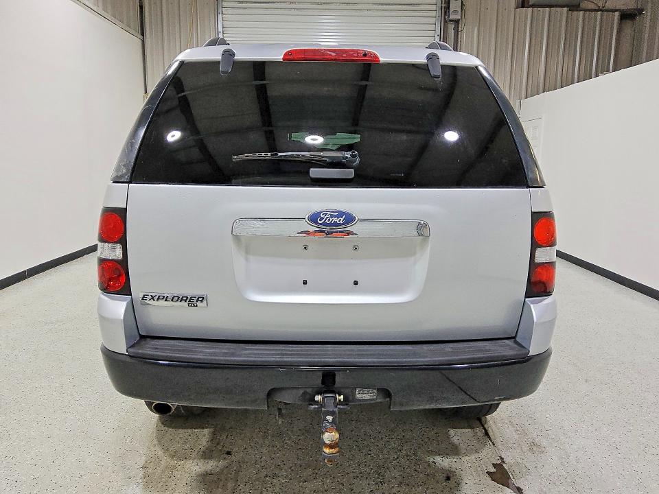 Снимка 6 от търг – 2010 FORD EXPLORER с VIN 1FMEU6DE2AUA95461