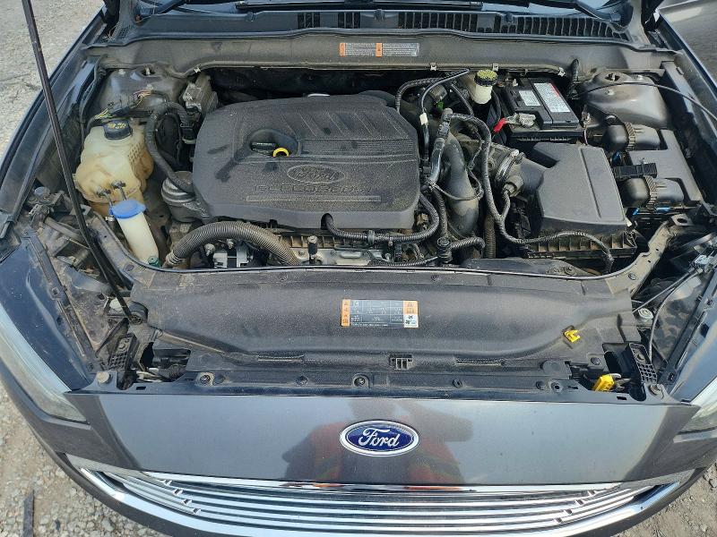 Photo 11 from auction – 2017 FORD FUSION with VIN 3FA6P0HD9HR268737