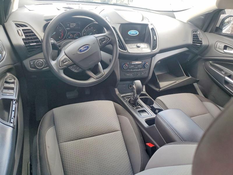 Photo 8 from auction – 2019 FORD ESCAPE with VIN 1FMCU9GD8KUB93052